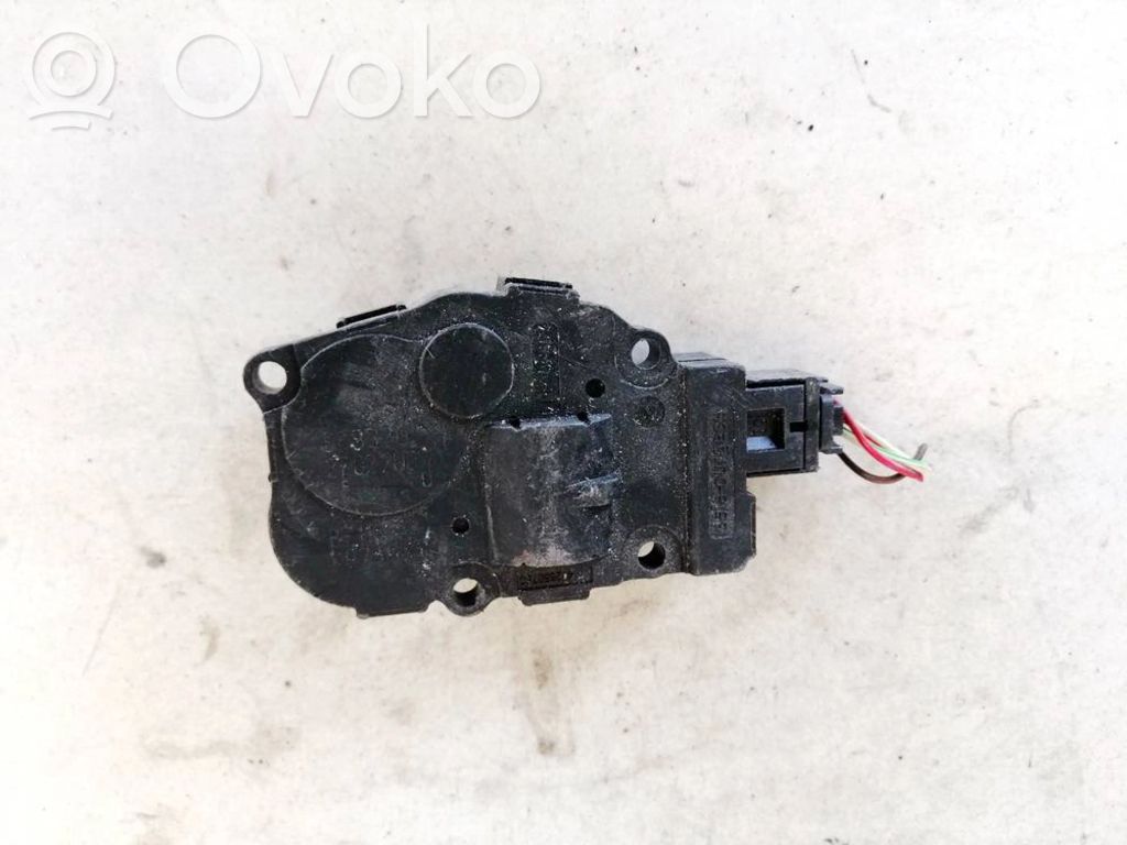 Mercedes-Benz C AMG W204 Motor/actuator clapetă aer 