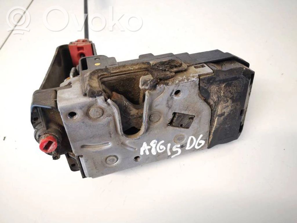 Opel Astra H Cerradura de puerta trasera 
