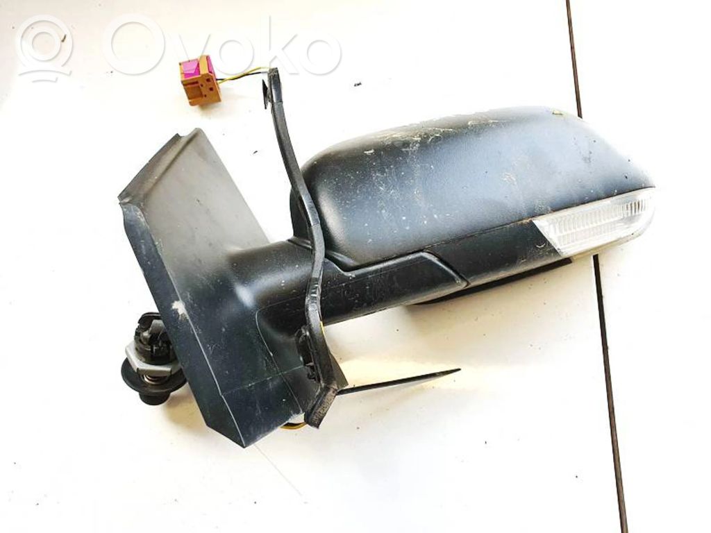 Volkswagen Polo IV 9N3 Oglindă electrică ușă față 