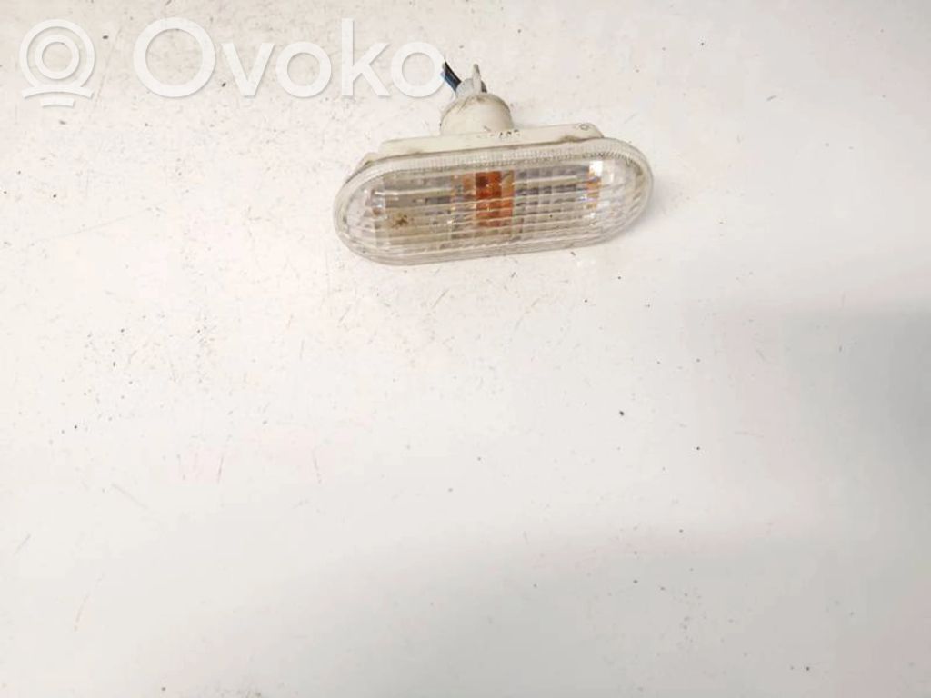Ford Focus C-MAX Semnalizator bară față 