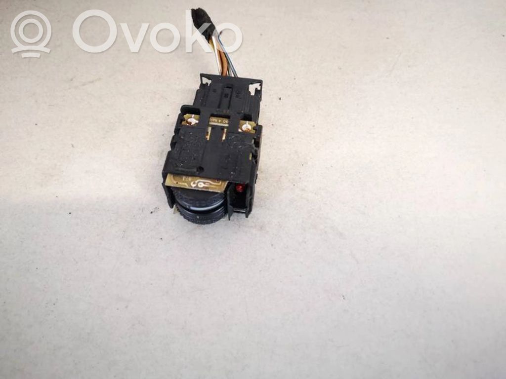 Volkswagen Golf IV Comutator control nivel faruri