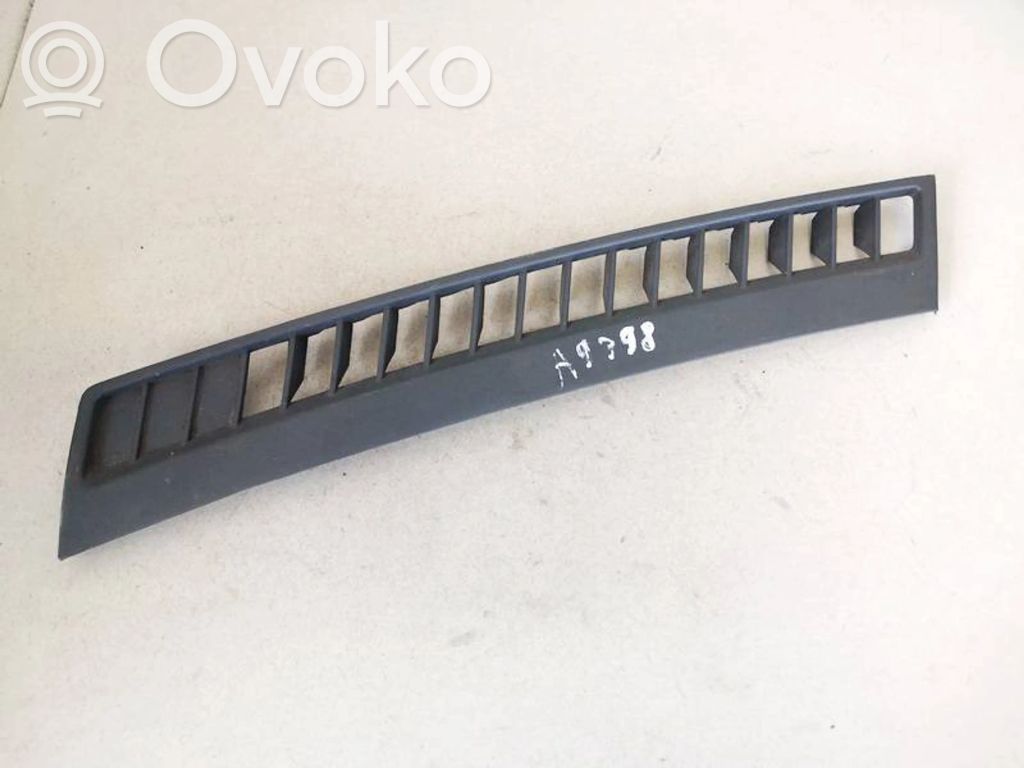 Jeep Grand Cherokee (WK) Inne części wnętrza samochodu 