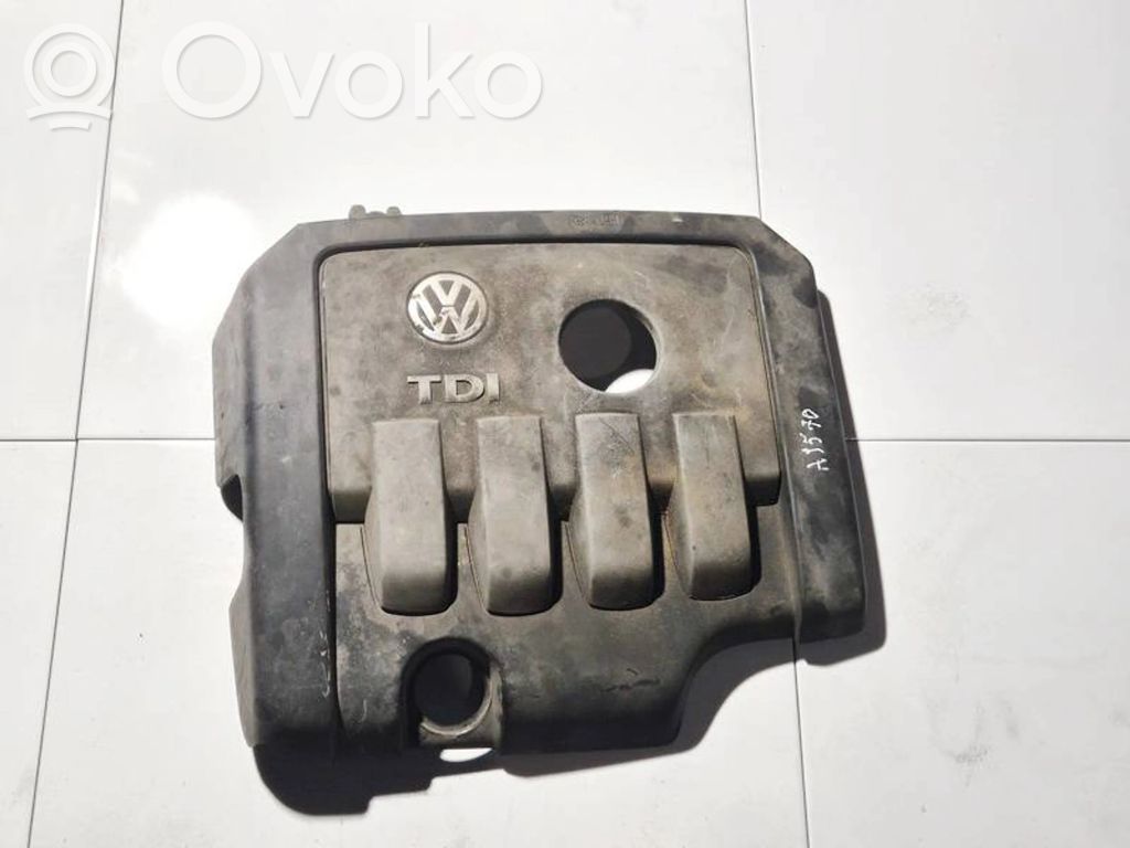 Volkswagen PASSAT B6 Couvercle cache moteur 