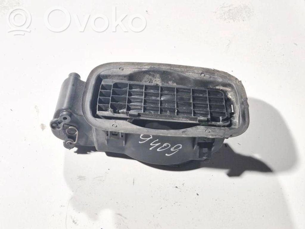 Grille d'aération centrale   3401815,3401815