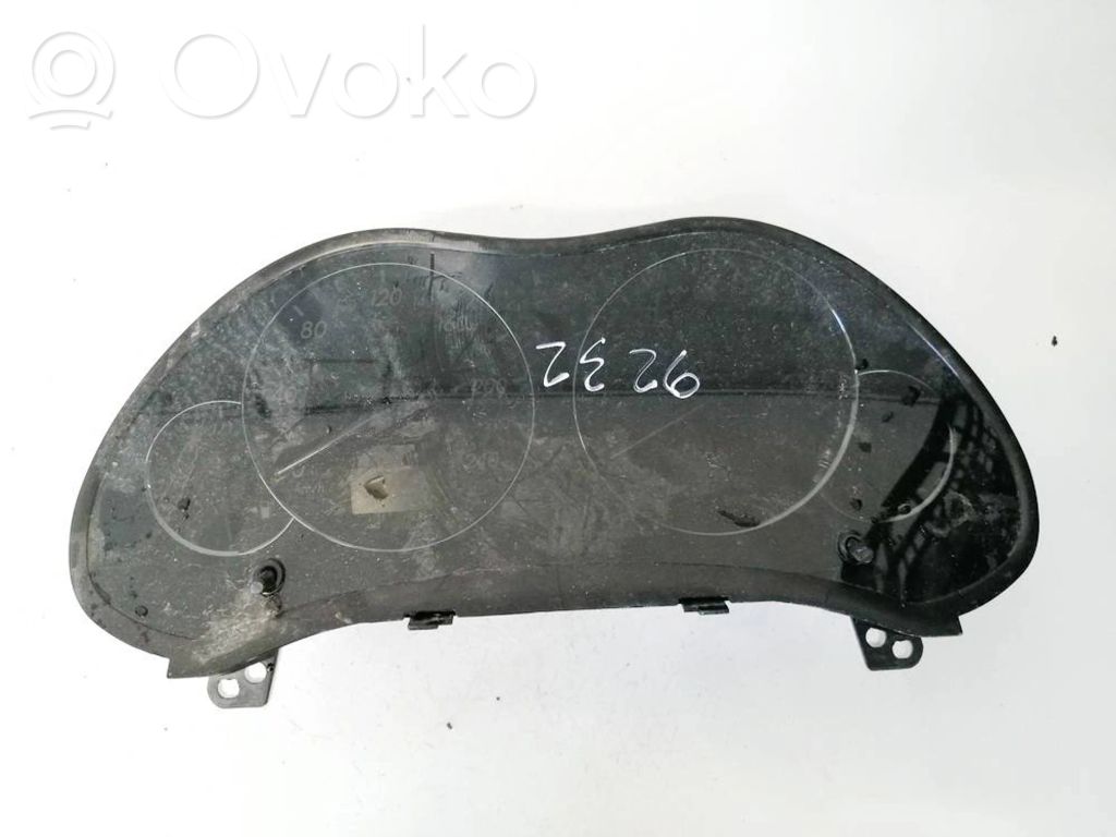 Toyota Avensis T250 Licznik / Prędkościomierz 