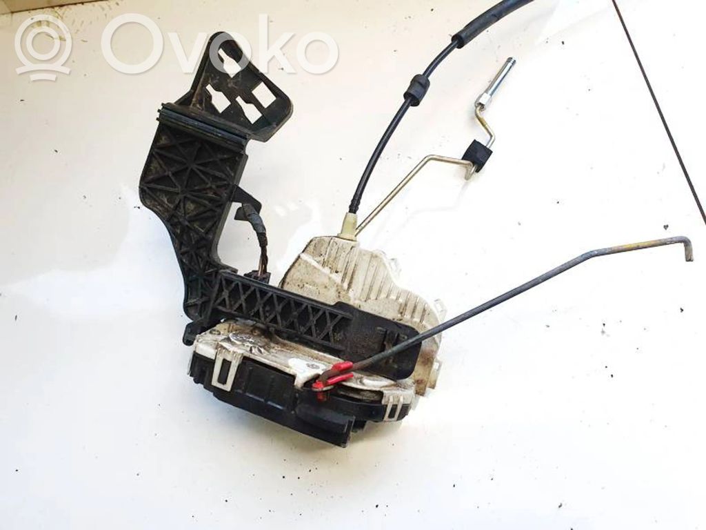 Chrysler Sebring (JS) Front door lock 
