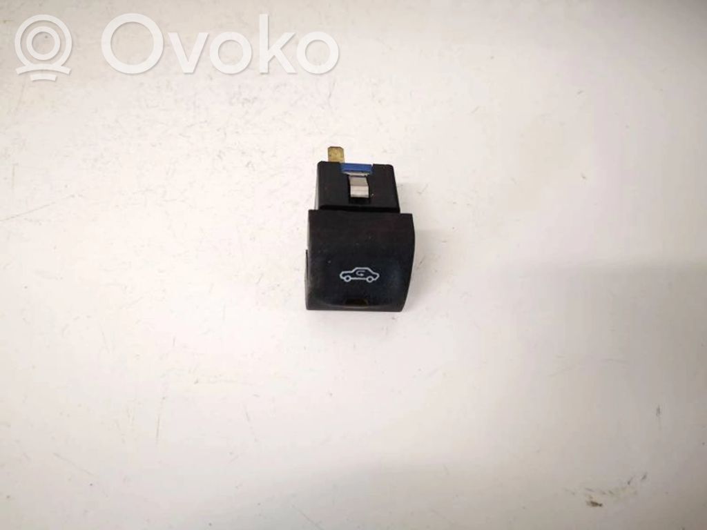 Opel Omega B1 Interruttore ricircolo dell’aria 