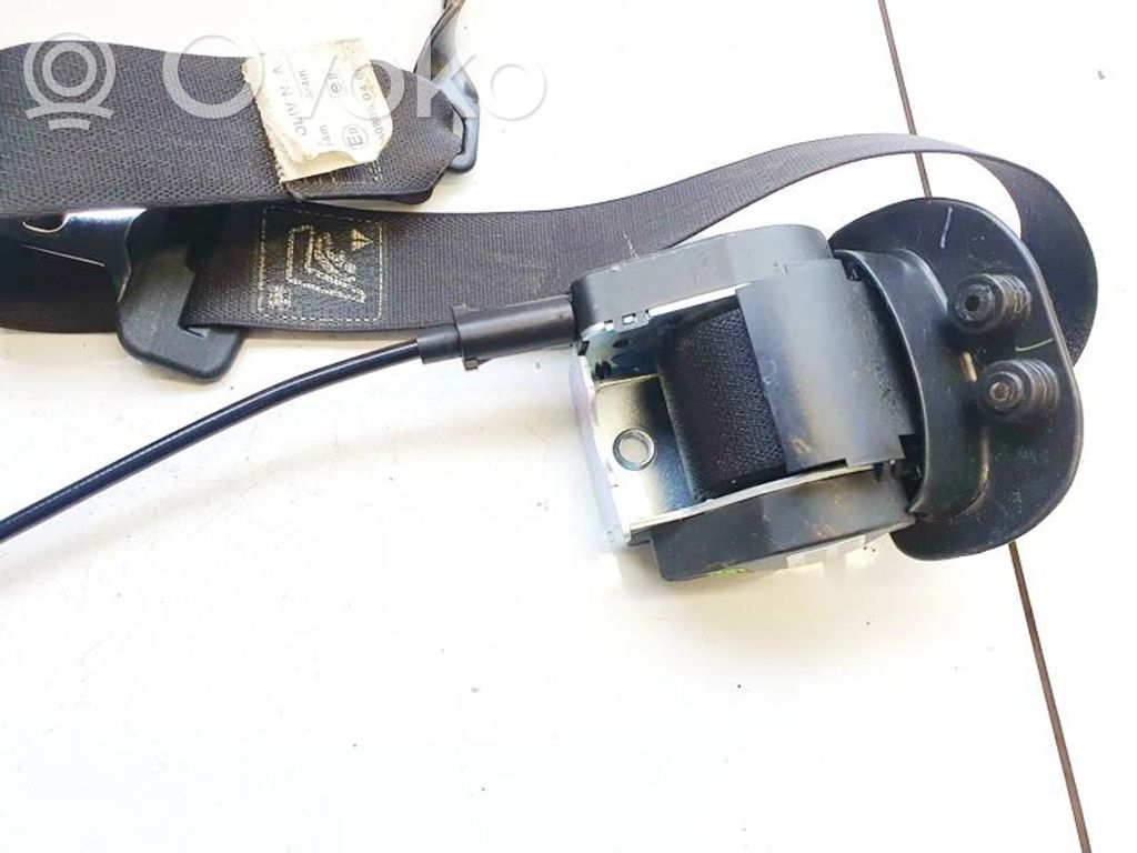 Volkswagen PASSAT B6 Rear seatbelt 
