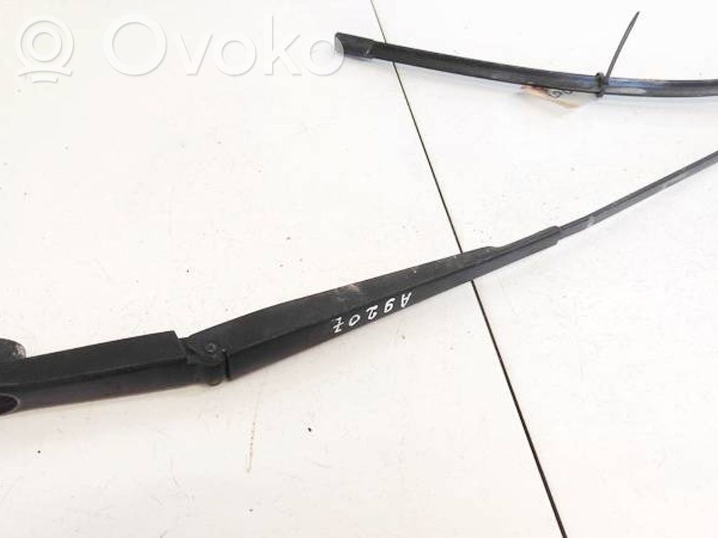 Citroen C4 Grand Picasso Braccio della spazzola tergicristallo anteriore 