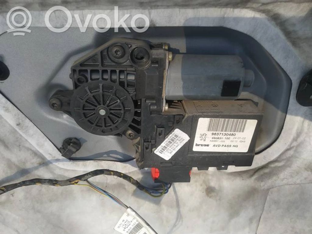 Peugeot 307 Silnik regulatora szyby drzwi przednich