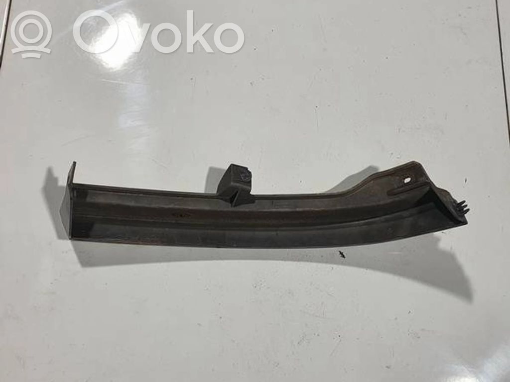 Opel Zafira A Rivestimento sotto il faro/fanale