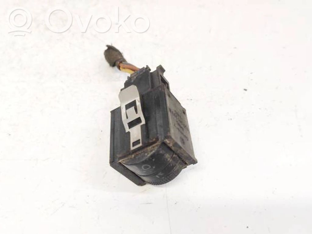 Skoda Octavia Mk1 (1U) Comutator control nivel faruri