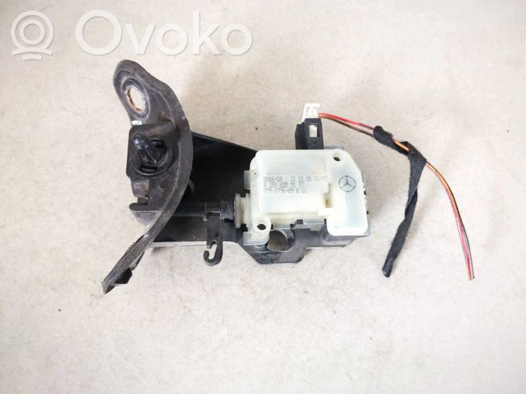 Mercedes-Benz CLS C219 Motor închidere centralizată