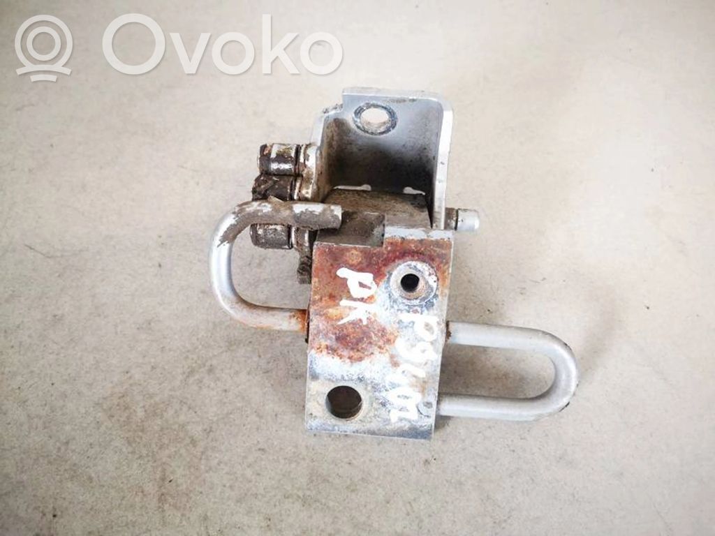 Bisagra superior puerta delantera   8E0831411B,8E0831411B