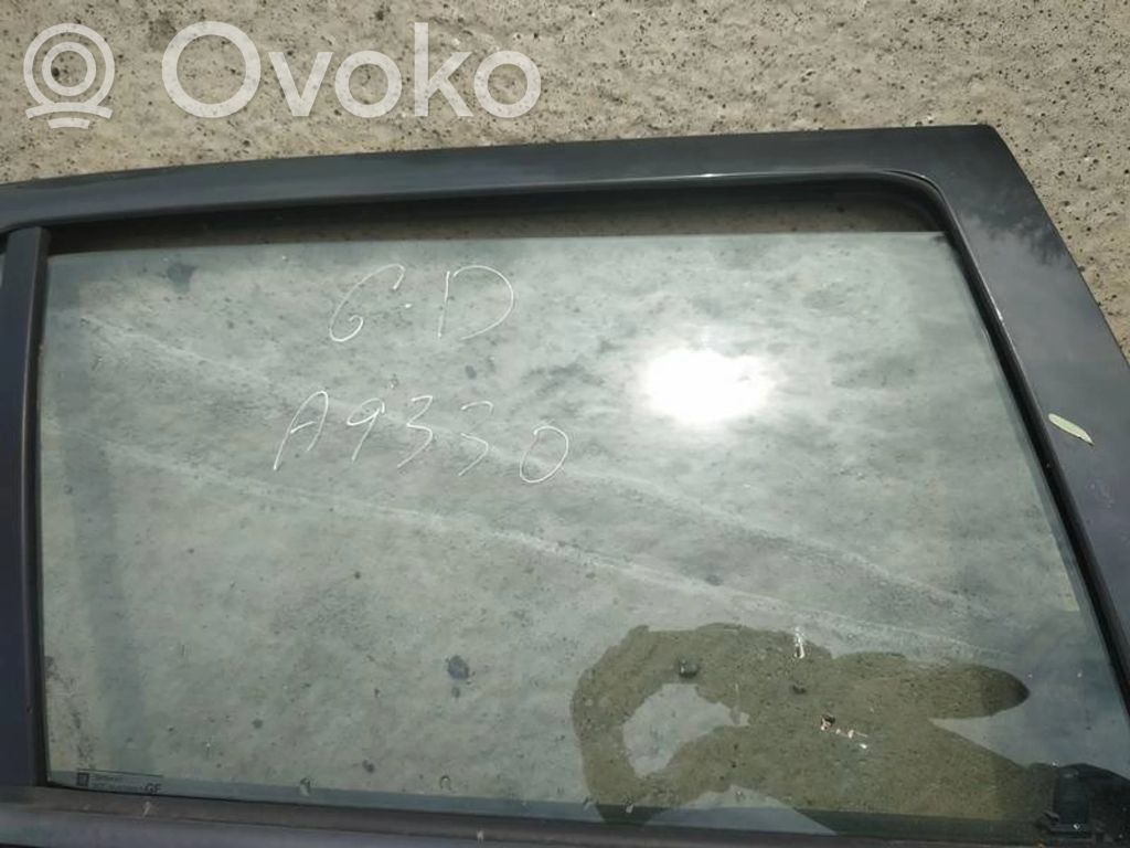 Opel Astra G Vetro del finestrino della portiera posteriore 