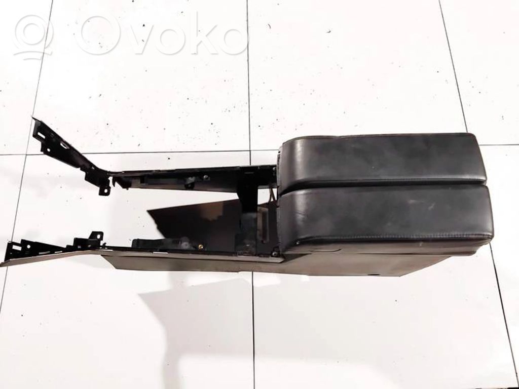 Armlehne   24016CG000,24016CG000