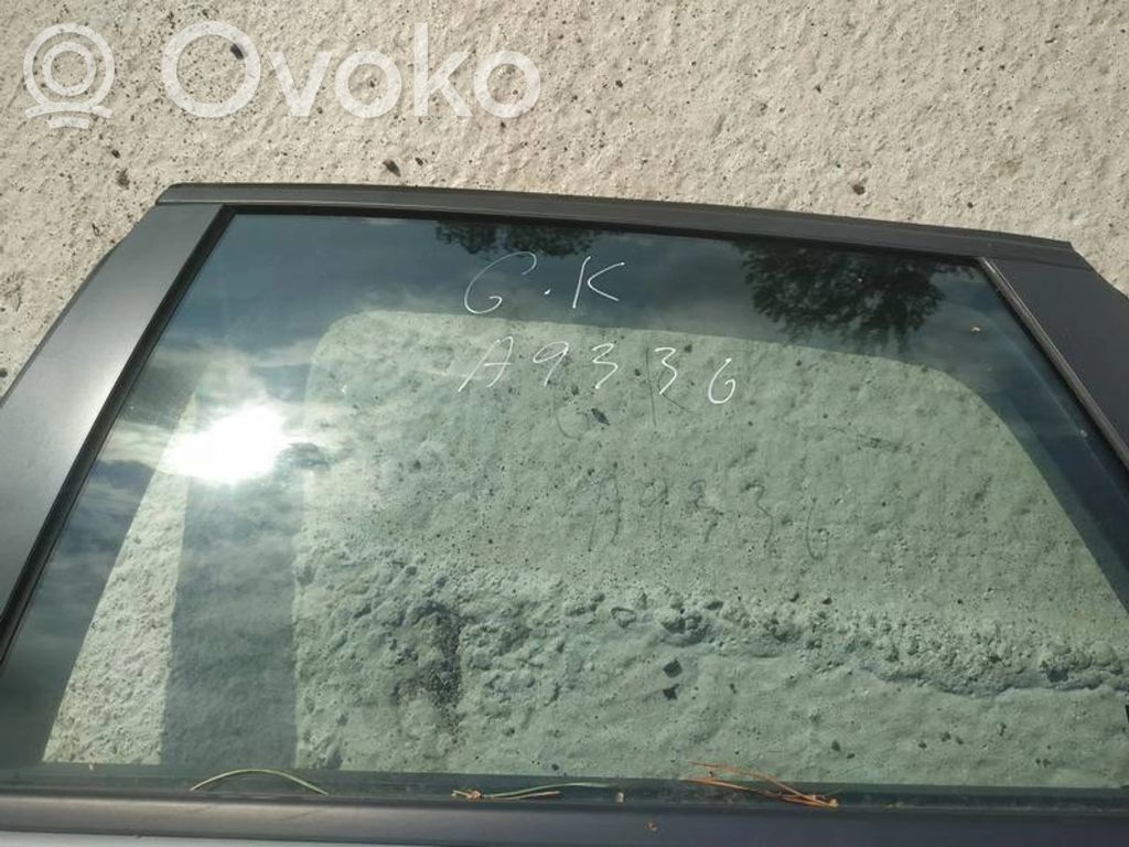 Opel Astra J Vetro del finestrino della portiera posteriore 