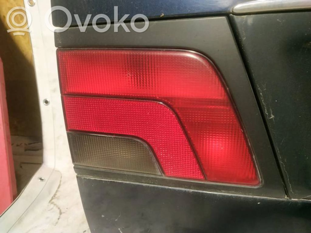 Peugeot 806 Feux arrière sur hayon 