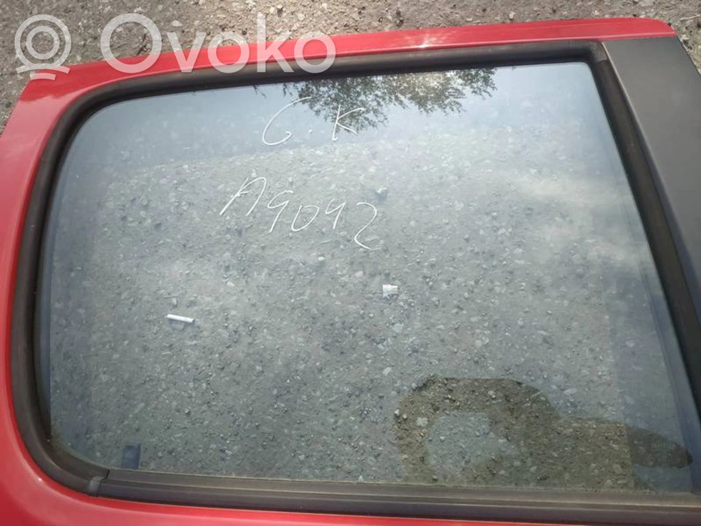 Toyota Yaris Verso Vetro del finestrino della portiera posteriore 