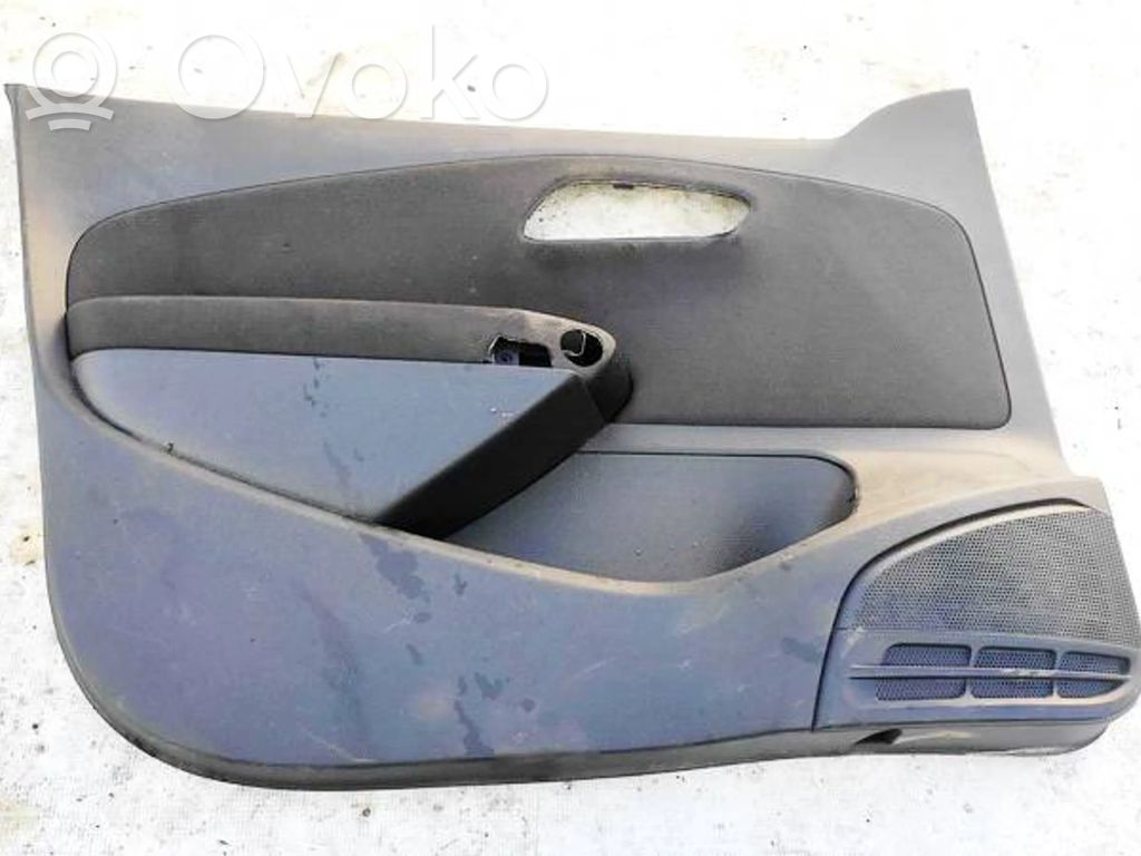 Volkswagen Cross Polo Boczki / Poszycie drzwi przednich 