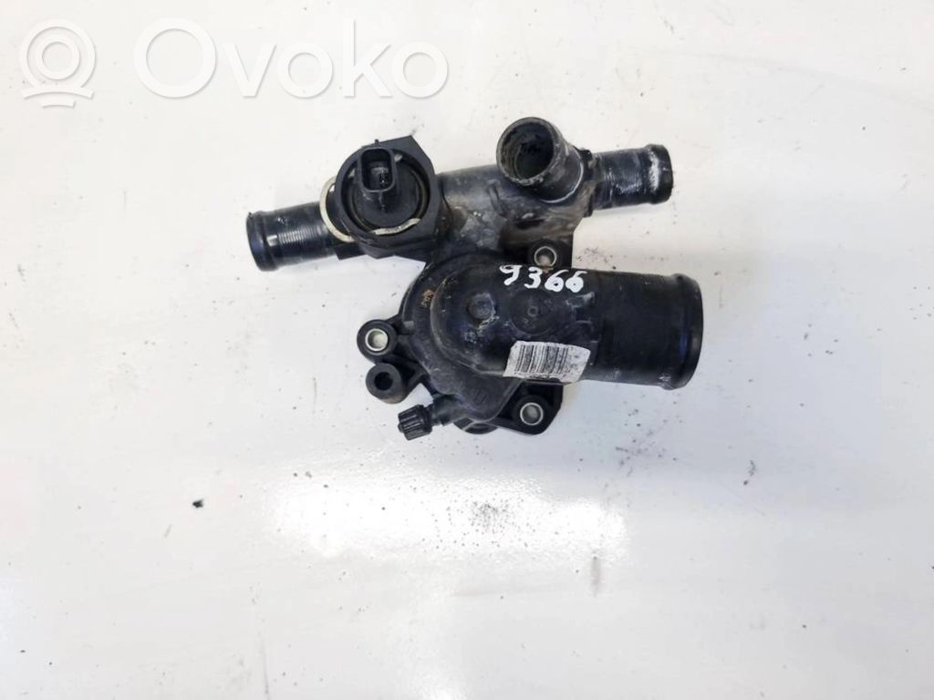 Renault Laguna III Tuyau de liquide de refroidissement moteur