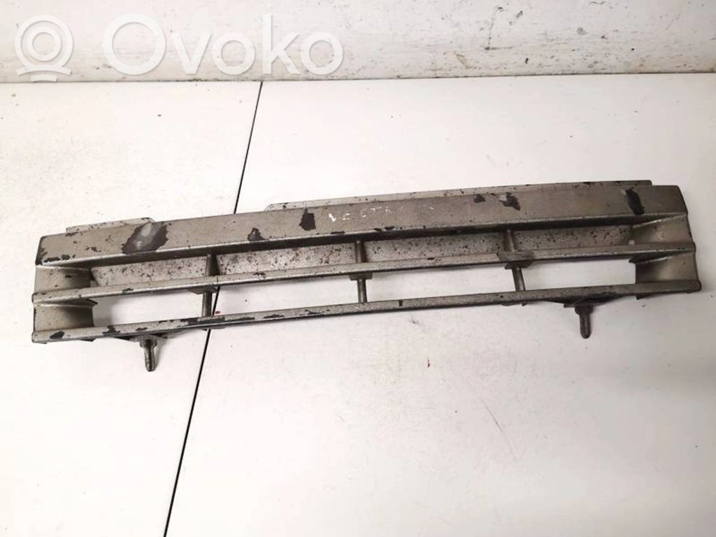 Opel Vectra A Griglia anteriore 