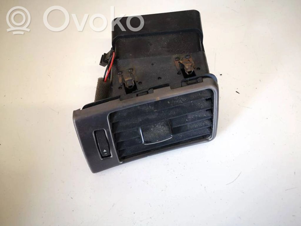 Audi A6 S6 C5 4B Griglia di ventilazione centrale cruscotto 
