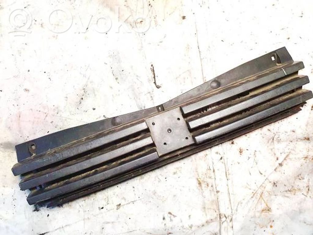 Peugeot 205 Griglia anteriore 