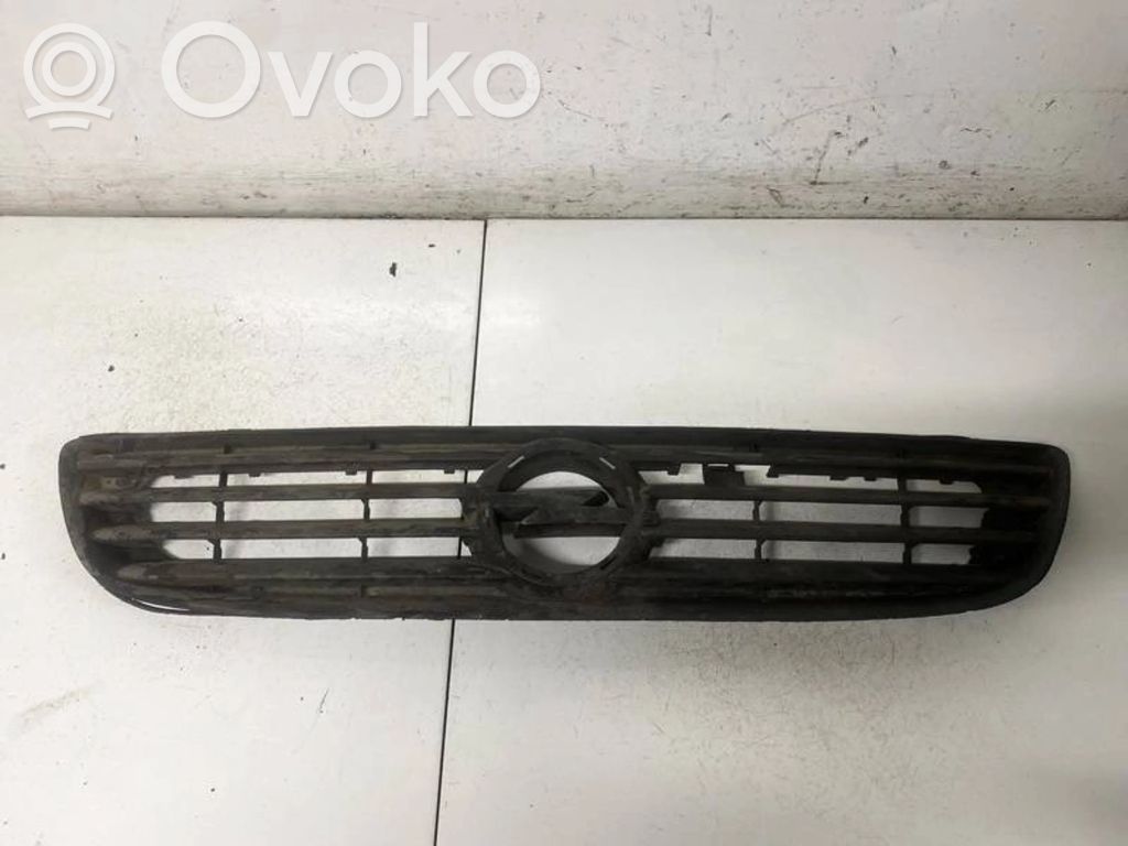 Opel Zafira A Griglia anteriore