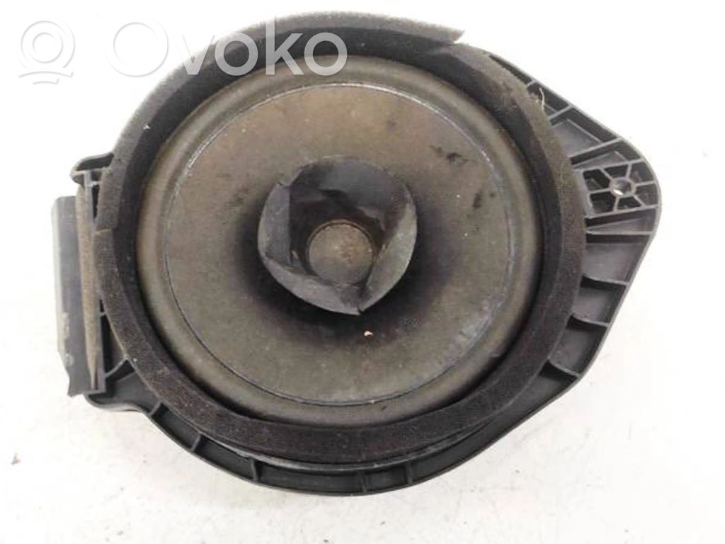 Ford Focus Etuoven kaiutin 