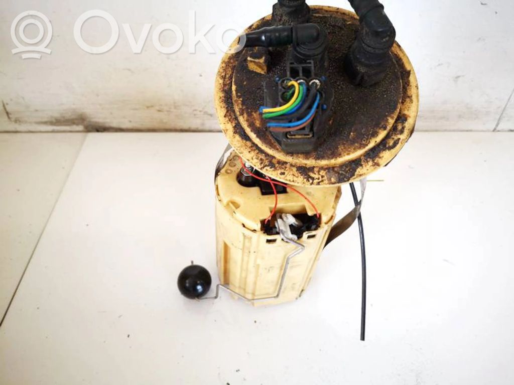 Bomba interna de combustible   30671066,30671066