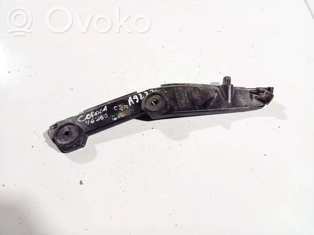 Toyota Corolla Verso AR10 Support de pare-chocs arrière 