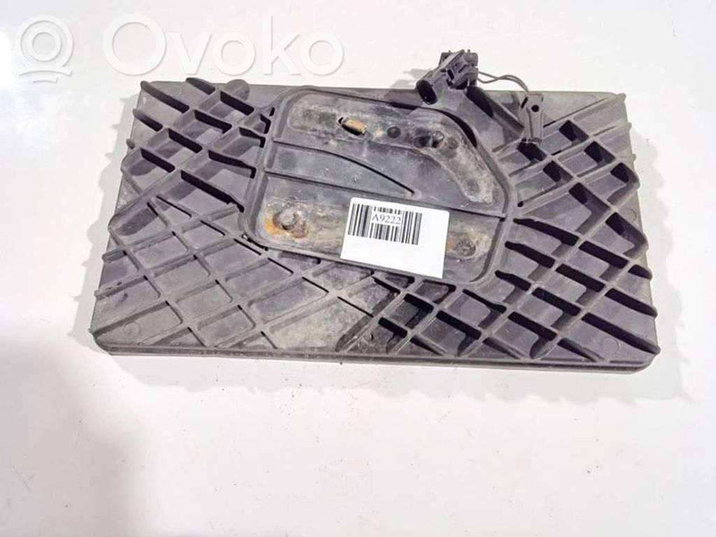 Toyota Corolla Verso AR10 Couvercle de boîte à fusibles 