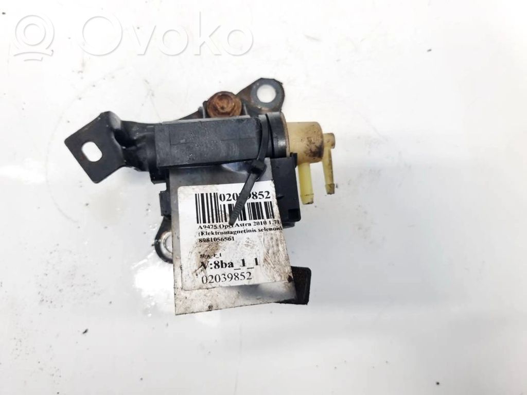 Opel Astra J Zawór podciśnienia / Elektrozawór turbiny 