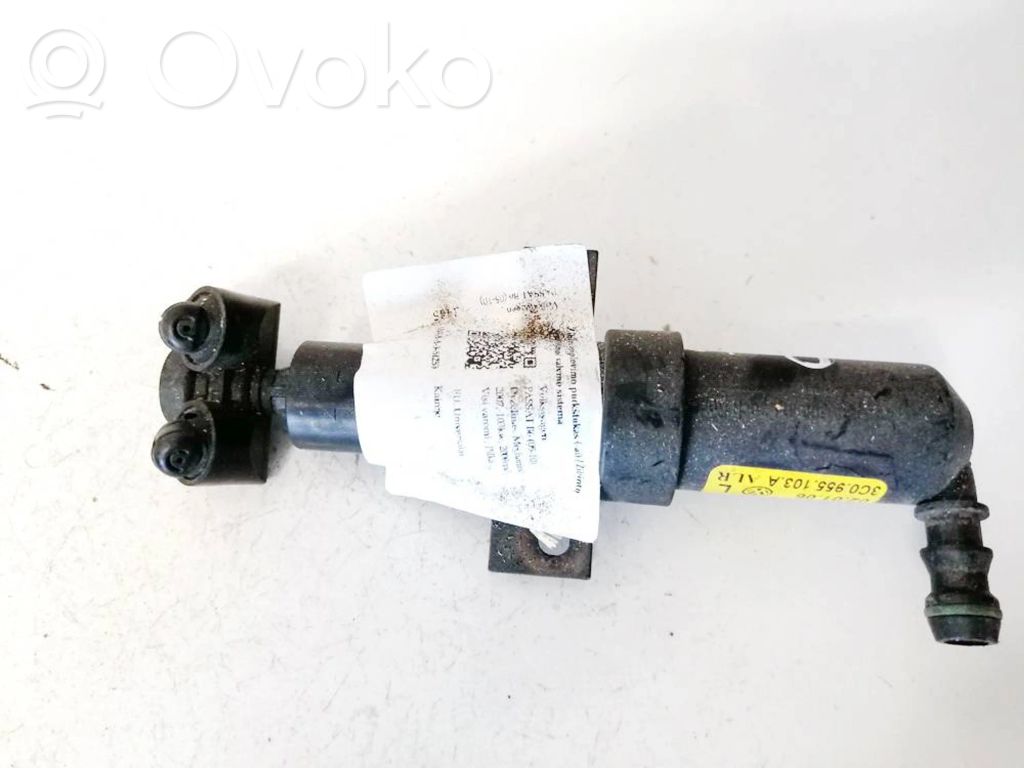 Volkswagen PASSAT B6 Ugello a spruzzo lavavetri per faro