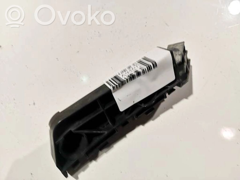 Honda CR-V Etupuskurin kannake 