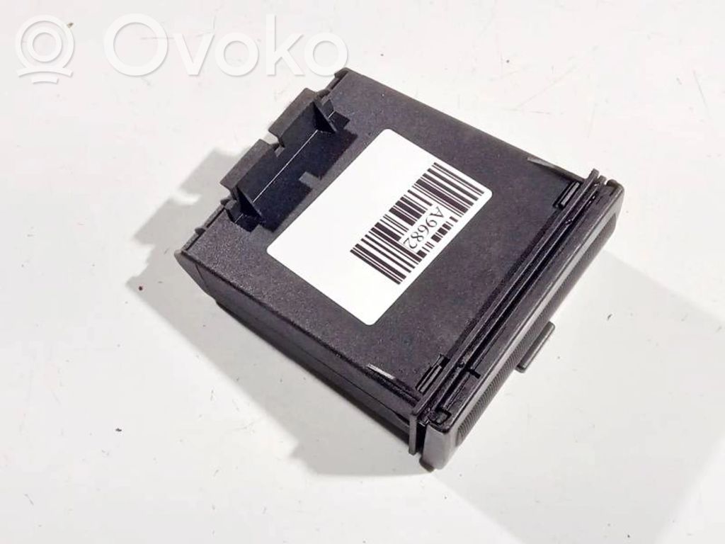 Audi A4 S4 B5 8D Otros repuestos del interior 