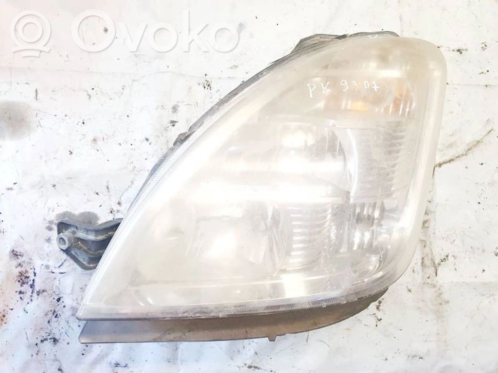 Iveco Daily 30.8 - 9 Scheinwerfer 