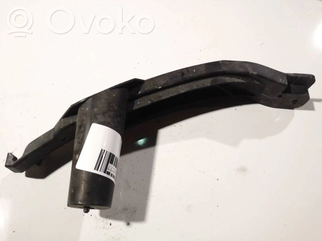 Volkswagen Golf V Staffa di rinforzo montaggio del paraurti anteriore 