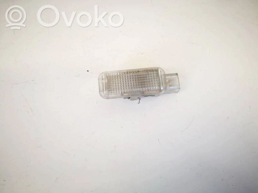 Altre luci abitacolo   4B0947415,4B0947415