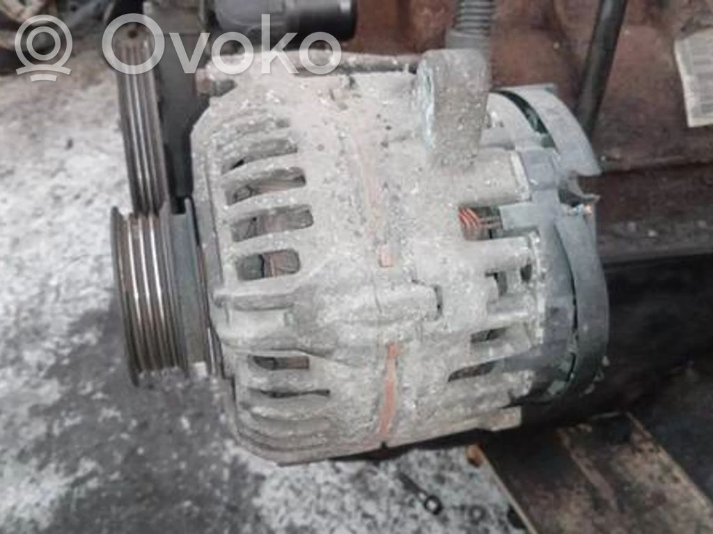Renault Twingo II Generatore/alternatore 