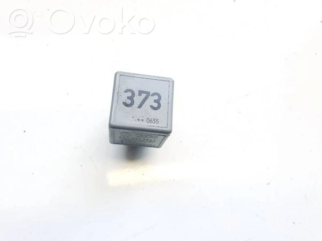 Autres relais   8D0951253A,V23134B52X301,8D0951253A,V23134B52X301