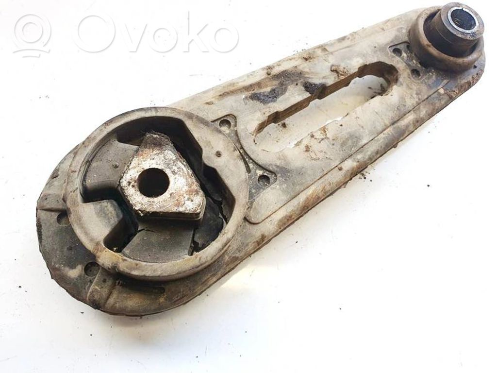 Nissan Primera Soporte de montaje del motor 