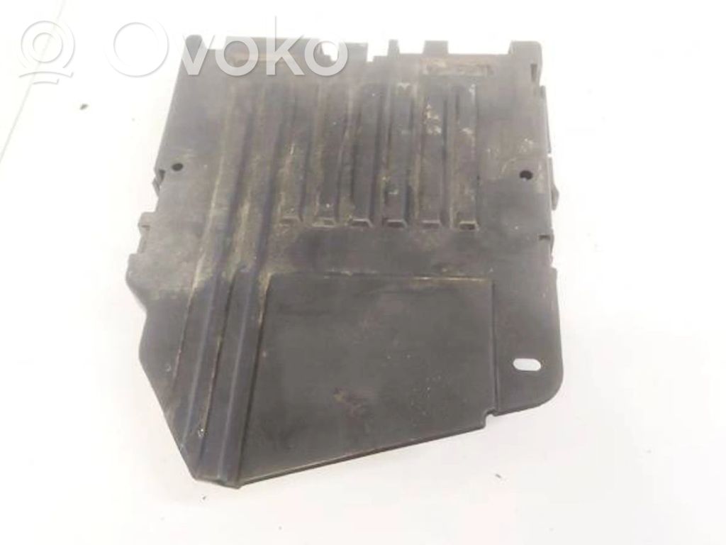 Peugeot 207 Support boîte de batterie 