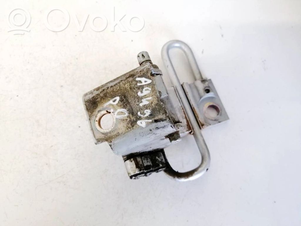 Audi A6 S6 C6 4F Bisagra superior puerta delantera 