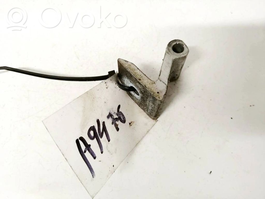 Opel Astra G Zawias górny drzwi 