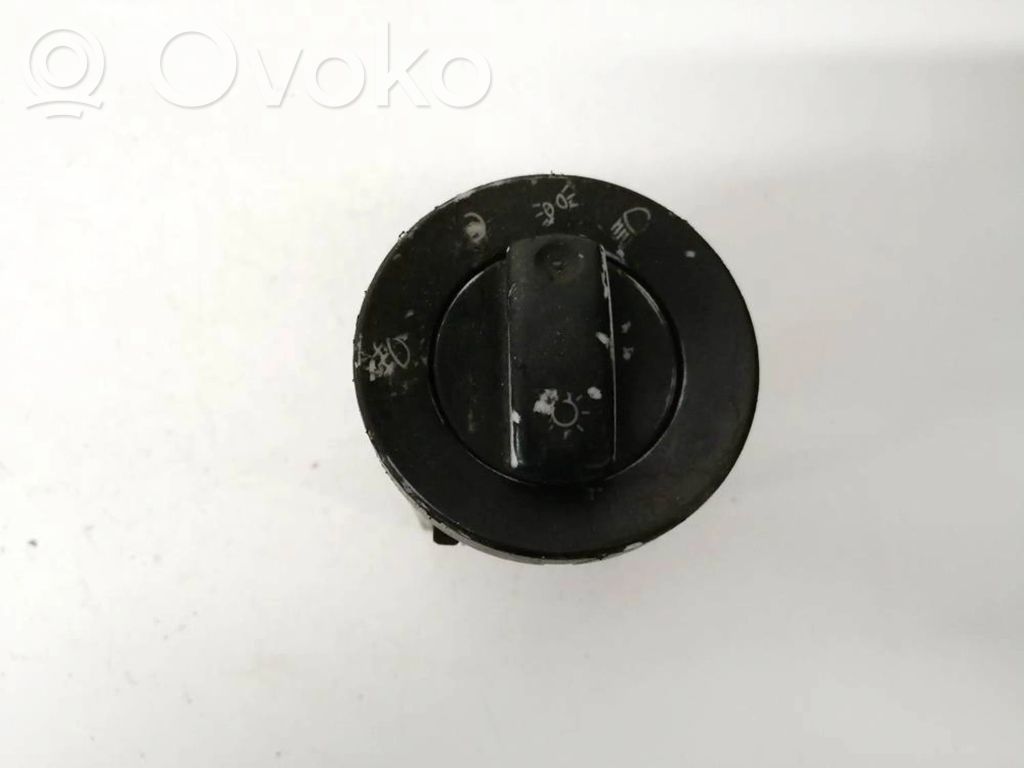 Comutator lumini   8E0941531A,04053520,04053520,8E0941531A