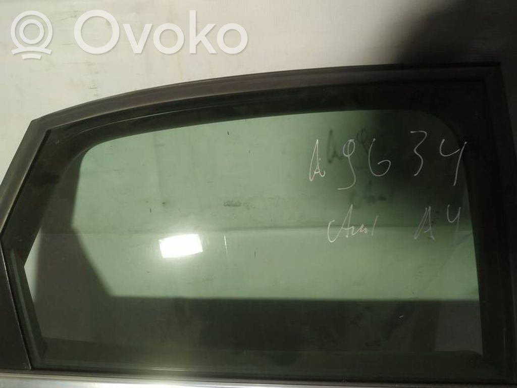 Audi A4 S4 B7 8E 8H Vetro del finestrino della portiera posteriore 
