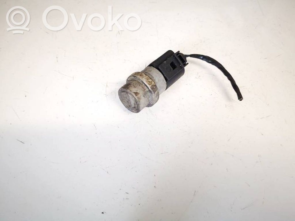 Volkswagen Golf IV Senzor temperatură lichid răcire 
