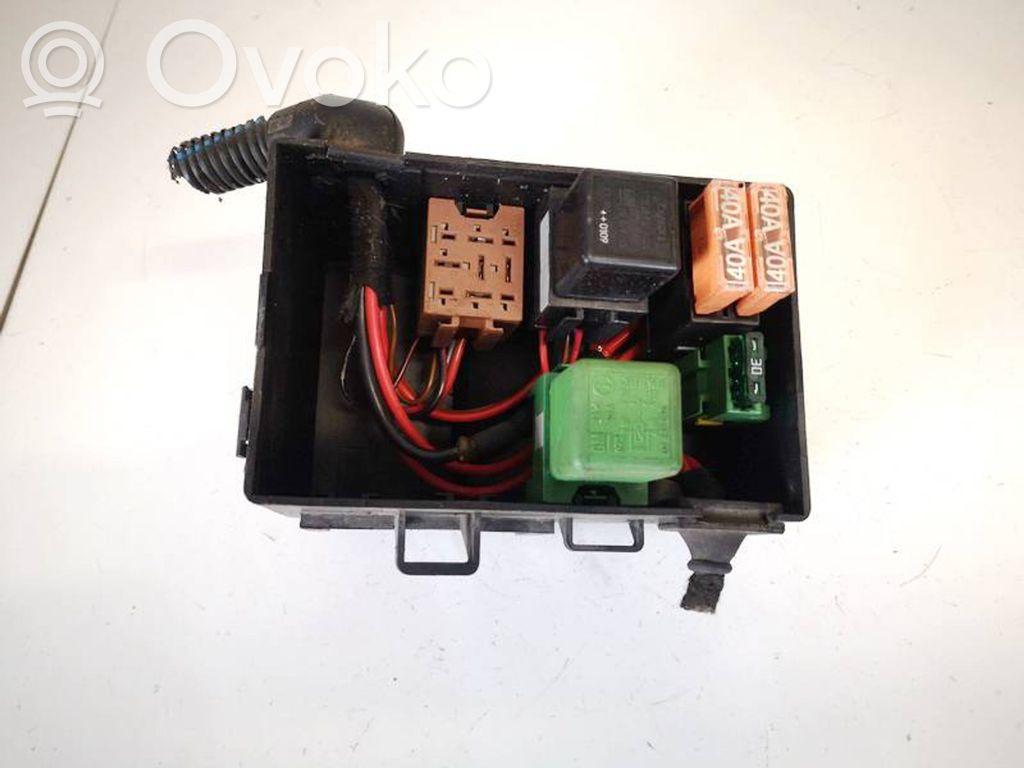 Opel Zafira A Set scatola dei fusibili
